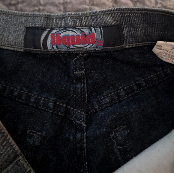 RARE Liquid X med wash shiny waxed/metallic finish shorts size 7 - Picture 3 of 7